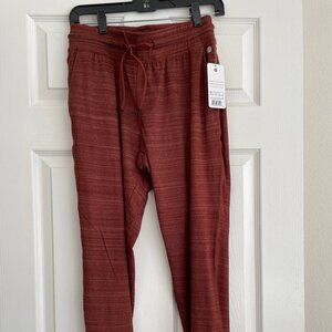 Apana Rust Colored Women's Jogger Pants Size Small with hip pockets drawstring